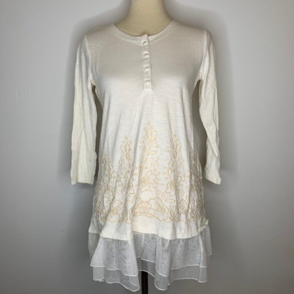 New LOGO by Lori Goldstein Embroidered Henley Slub Top with Tulle Hem | Size XXS